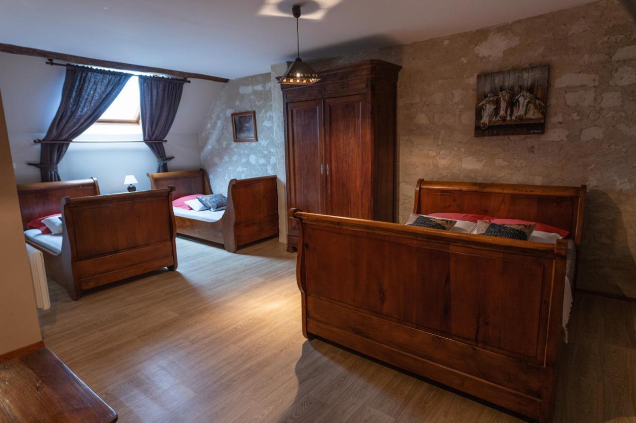 לינה וארוחת בוקר Nouâtre La Sacristie מראה חיצוני תמונה